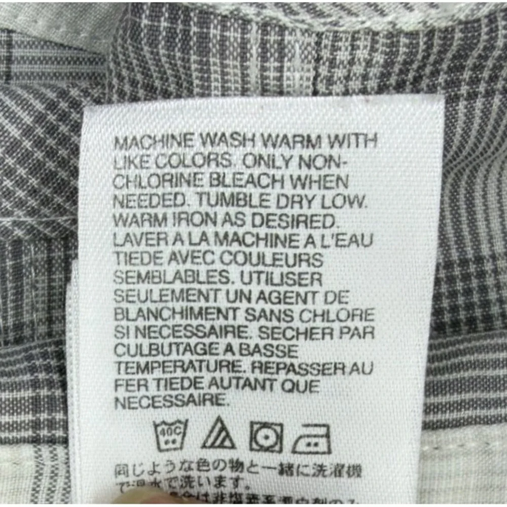 The North Face Shirt Mens Large Grey Plaid Short Sleeve Excellent Hiking Utility